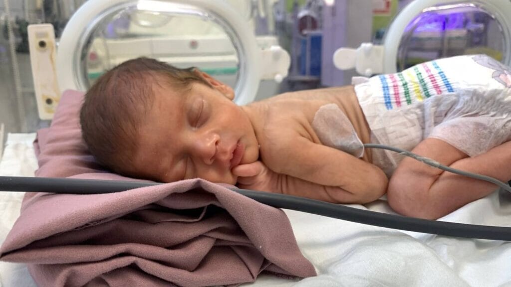 „Katasztrofális”: Gázában csecsemők küzdenek az életben maradásért a tápszerhiány miatt 5 5965173781725038511