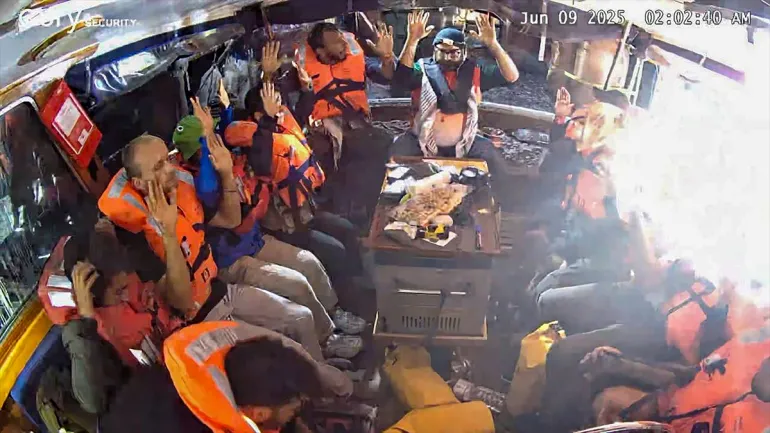 A globális Sumud flottilla Gázába: Minden, amit tudnod kell 10 AA 20250609 38227050 38227049 OZGURLUK FILOSU KOALISYONU ISRAIL ORDUSU MADLEEN GEMISINE MUDAHALE ETTI GEMIYLE IRTIBAT KESILDI 1749430984