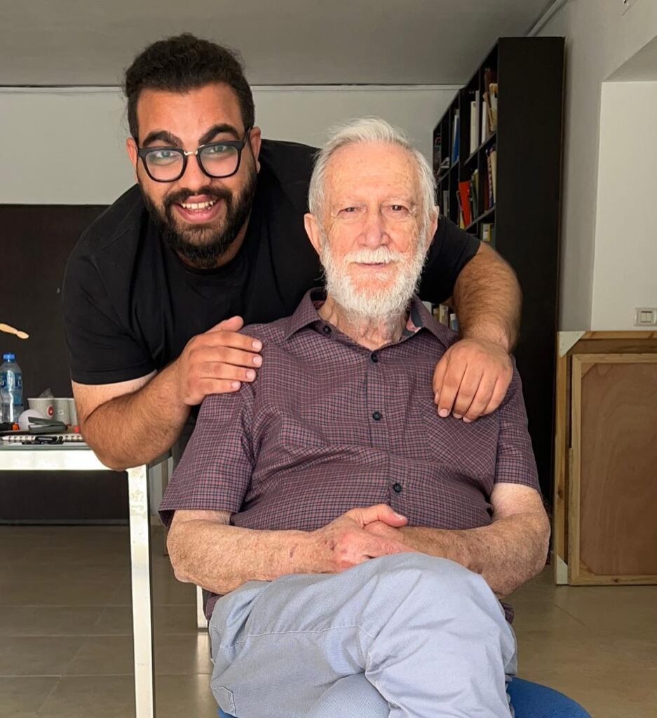 Sliman Mansour nekrológja: Emlékezés a palesztin művészre egy nemzet vizuális emlékezete mögött.