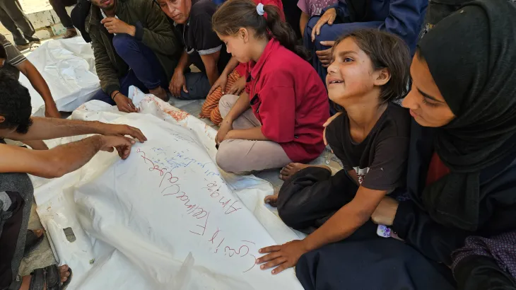 AA-20250611-38249391-38249387-ISRAEL_ATTACKS_PALESTINIANS_WAITING_FOR_AID_IN_KHAN_YUNIS-1749650774