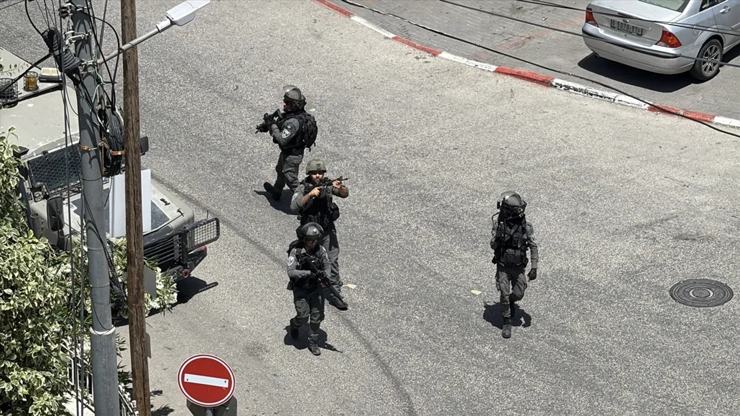 b521d09edebbc523d0f45c1de8b857215f64e055f4292704a6f017024a3da879