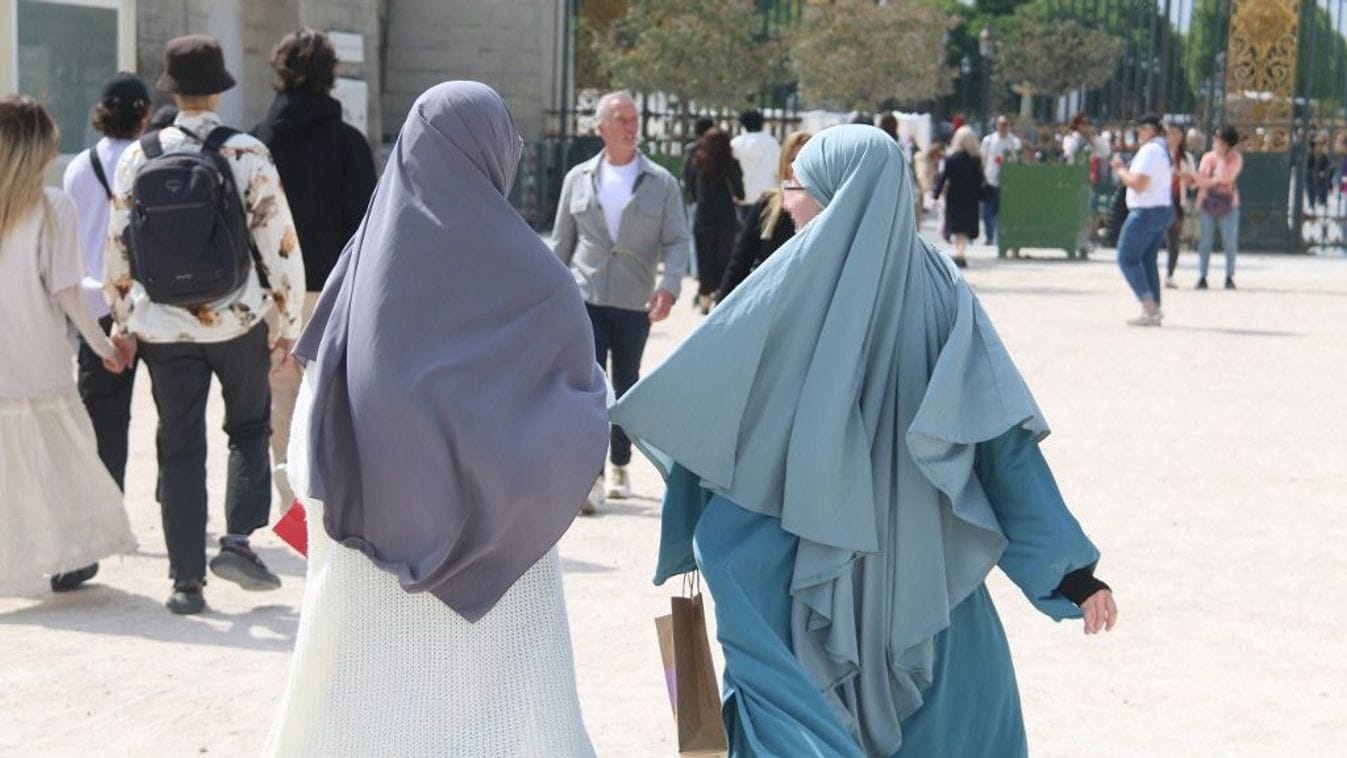 f95e78488b7f45ff8281a8bb75b8fcb4