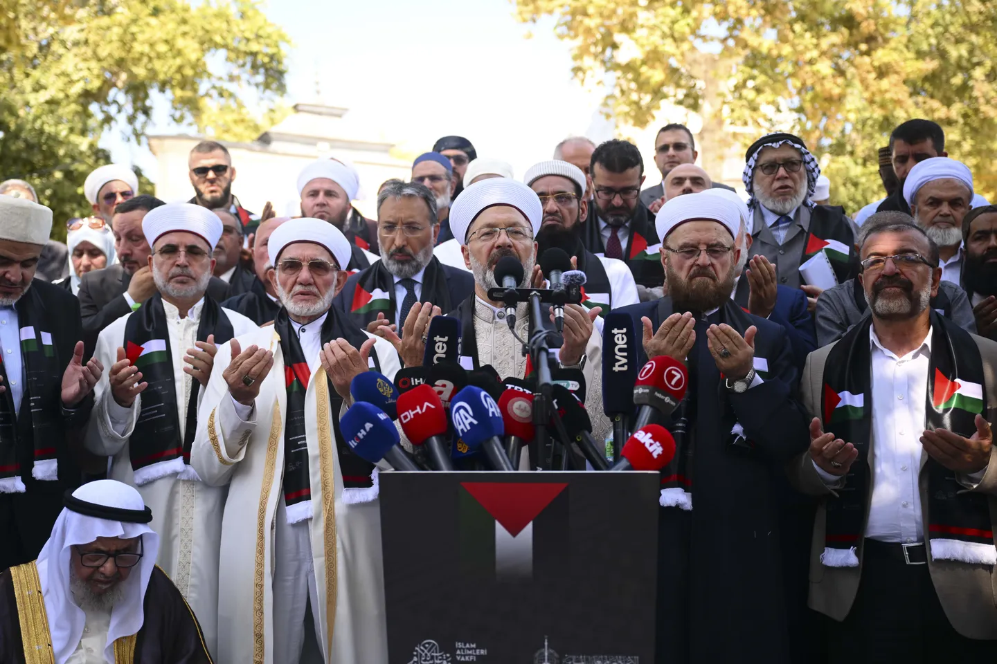 cbb8b054e42cc25d9651acecb2adc6428c63e93a6a59177bfe04acfa2f37de53