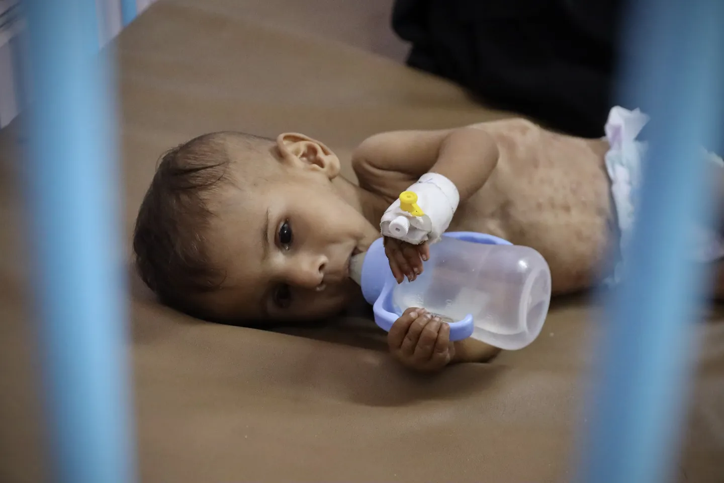 3d211cb3e6aad76638661eff28d4d5ccaec9f7e30ba385c7a12b90797f9d960d