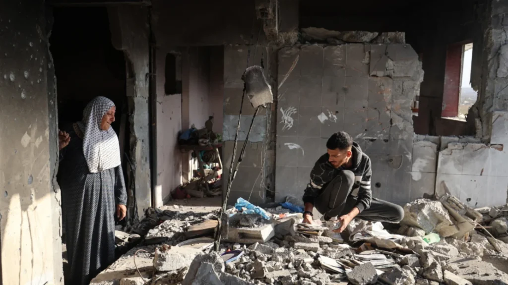 Miért nem állt szándékában Izraelnek soha tiszteletben tartani a gázai tűzszünetet – Elemzés 5 Gaza destruction Palestinians AFP 2025.jpg