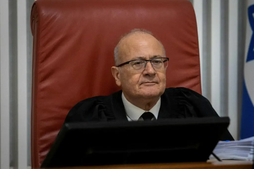 A Don, az Underboss és a Consigliere: Izraelt hivatalosan egy maffia irányítja