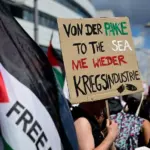 A német bíróság Izrael-náci összehasonlításról szóló ítélete lépés a helyes irányba germany-palestine-demonstration-berlin-july-2026-tobias-schwarz-afp.jpg
